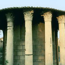 Архитектура Римский Храм на Бычьем рынке