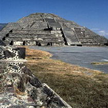 Зодчество майя Пирамида Луны
